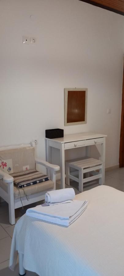 Nikis Apartments Ájosz Górdiosz Kültér fotó