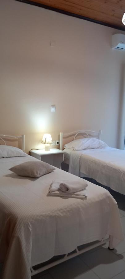 Nikis Apartments Ájosz Górdiosz Kültér fotó