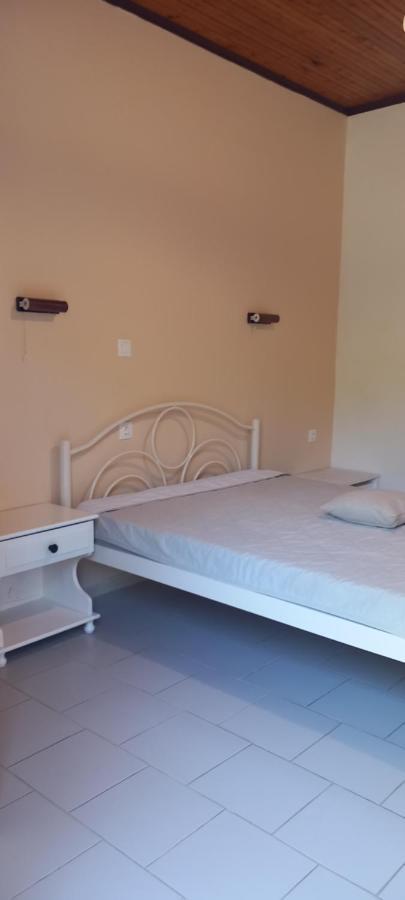 Nikis Apartments Ájosz Górdiosz Kültér fotó
